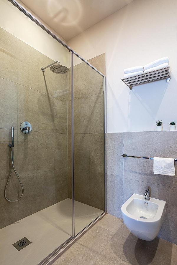 Chiabot Langhe Apartment Roddino Bagian luar foto